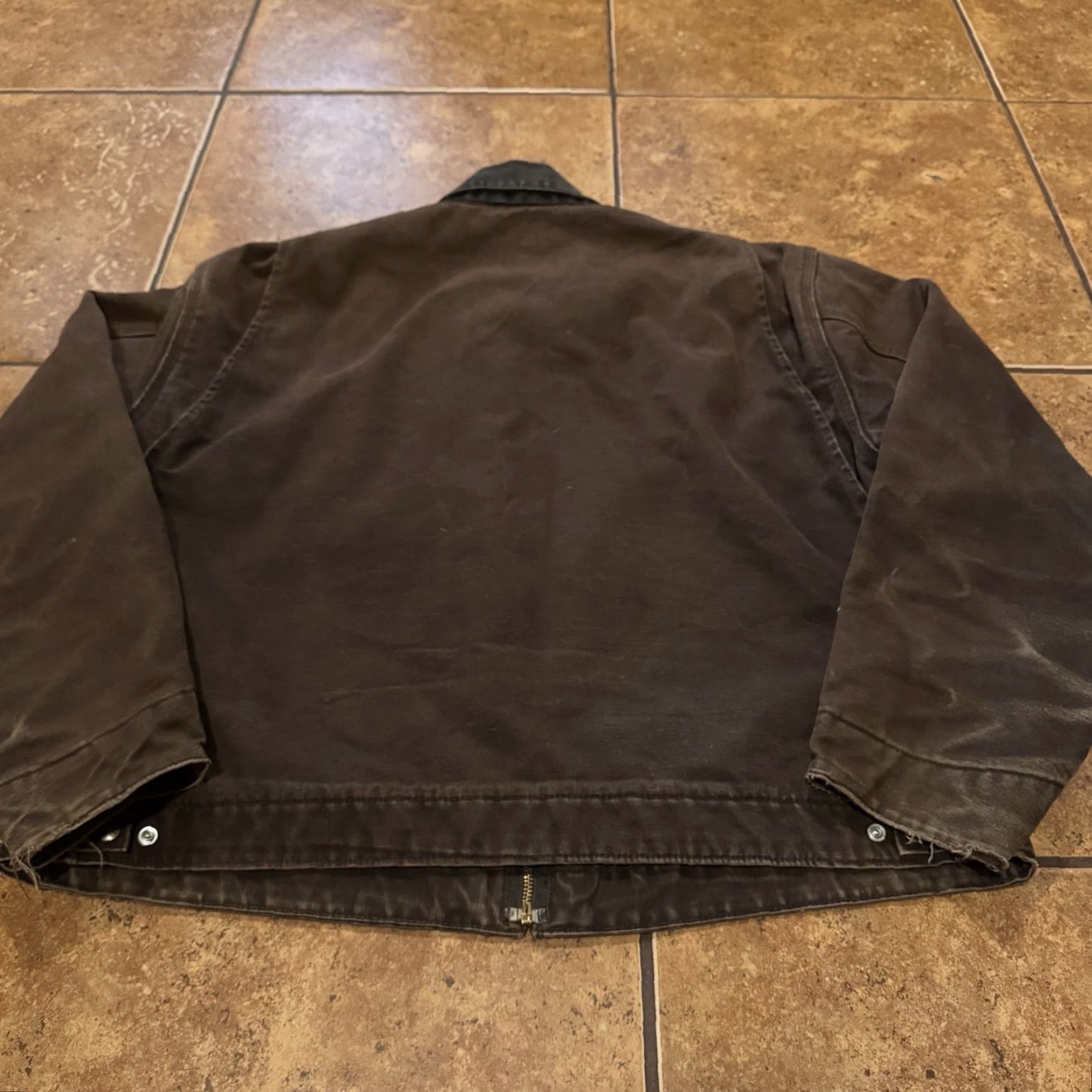 Carhartt Carhartt J97 Jacket Mens 2XL Brown Canvas Workwear Lined - Polyester Blanket Lining, Dark Brown, Classic Fit, Zip, Vintage? No Size US XXL / EU 58 / 5 - 6 Thumbnail