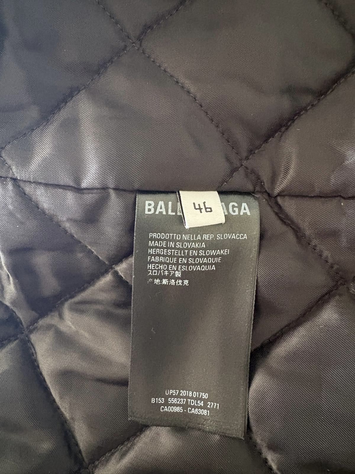 Balenciaga Balenciaga Short Sleeve Bottom Padded Shirt Size US S / EU 44-46 / 1 - 7 Thumbnail