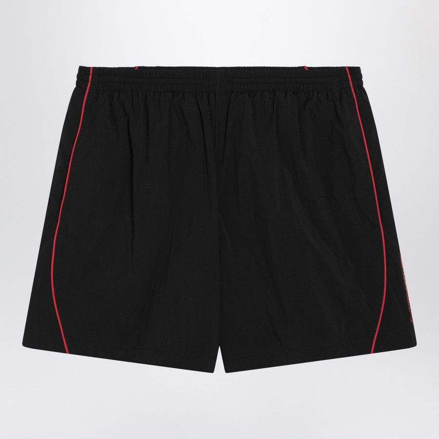 Balenciaga o1d2blof0226 Shorts in Black Size US 30 / EU 46 - 1 Thumbnail