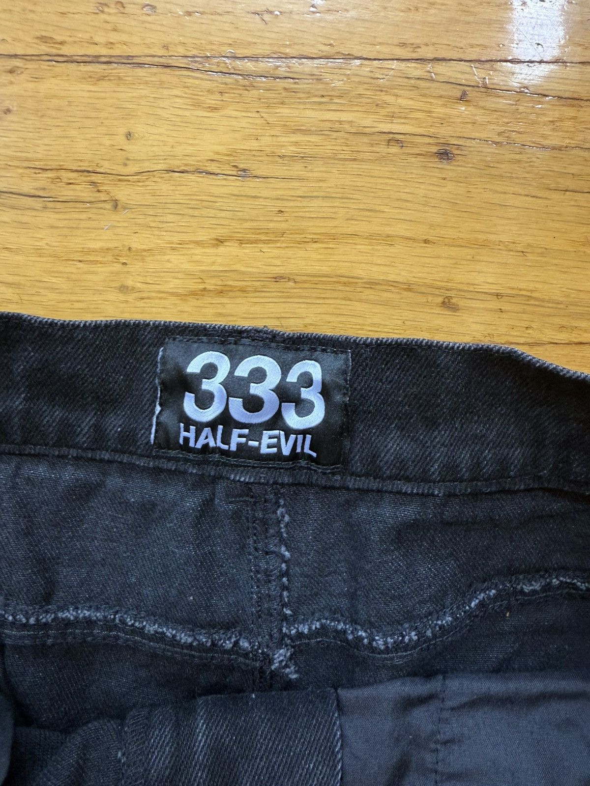 Half Evil sandwashed denim in black Size US 32 / EU 48 - 4 Thumbnail