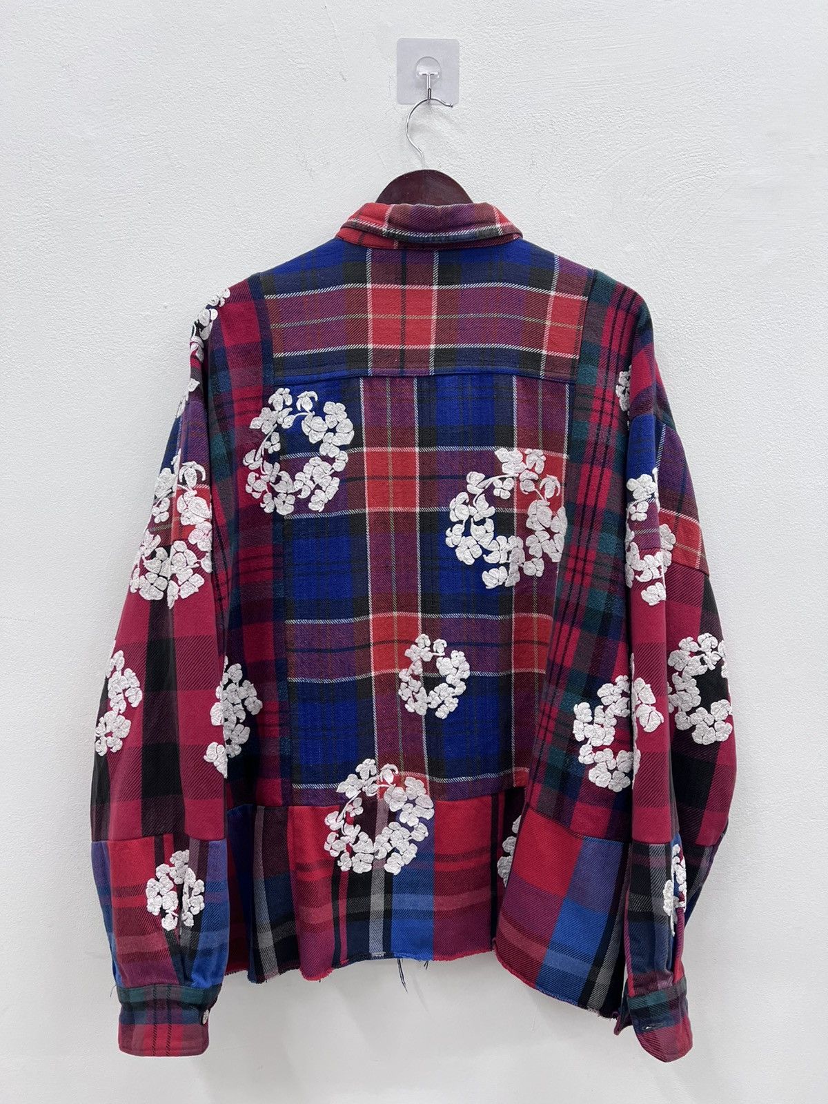 DENIM TEARS × READYMADE READYMADE x Denim Tears Wreath Check Shirt Size US S / EU 44-46 / 1 - 2 Thumbnail