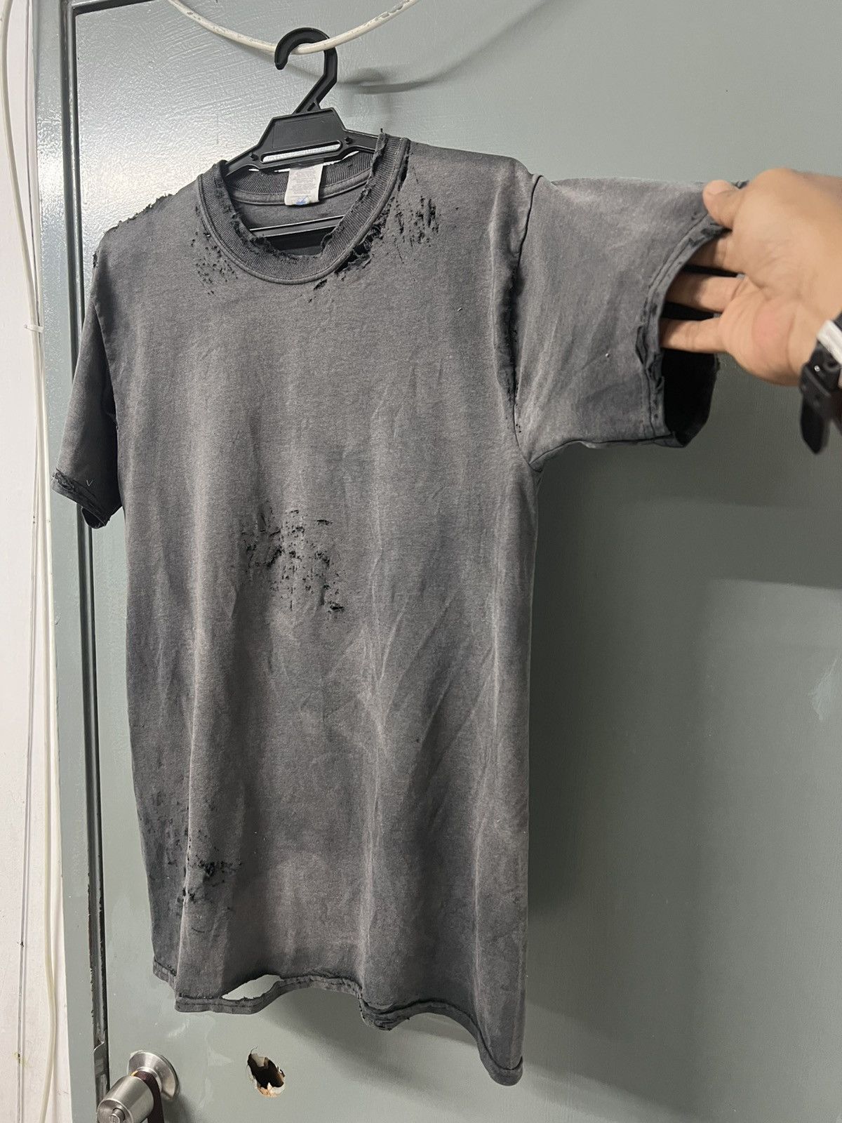 Vintage THRASHED SUN FADED ERD GRUNGE T-SHIRT Size US M / EU 48-50 / 2 - 2 Thumbnail