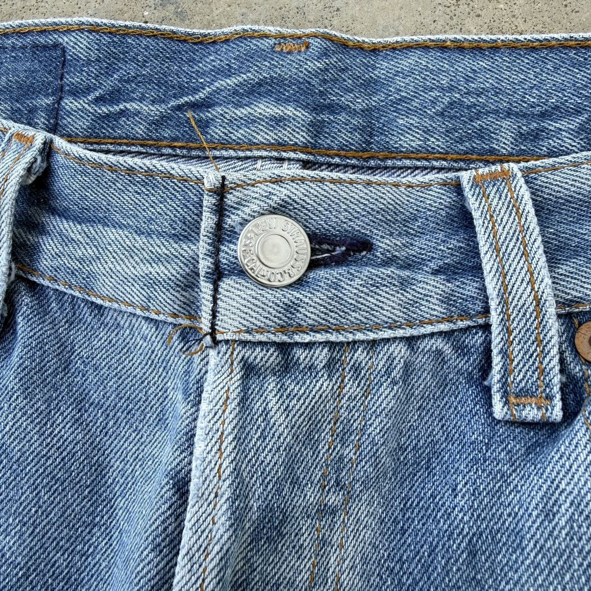 Levi's Vintage Clothing Vintage Levi's 501 USA Button Fly Faded Denim Jean Pants Size US 34 / EU 50 - 6 Thumbnail