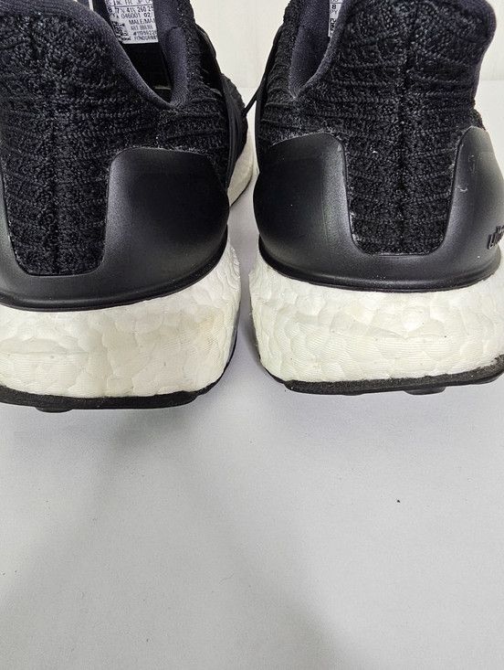 Adidas Adidas Ultraboost 4.0 DNA Core Running Sneaker Black White Size US 8 / EU 41 - 12 Thumbnail