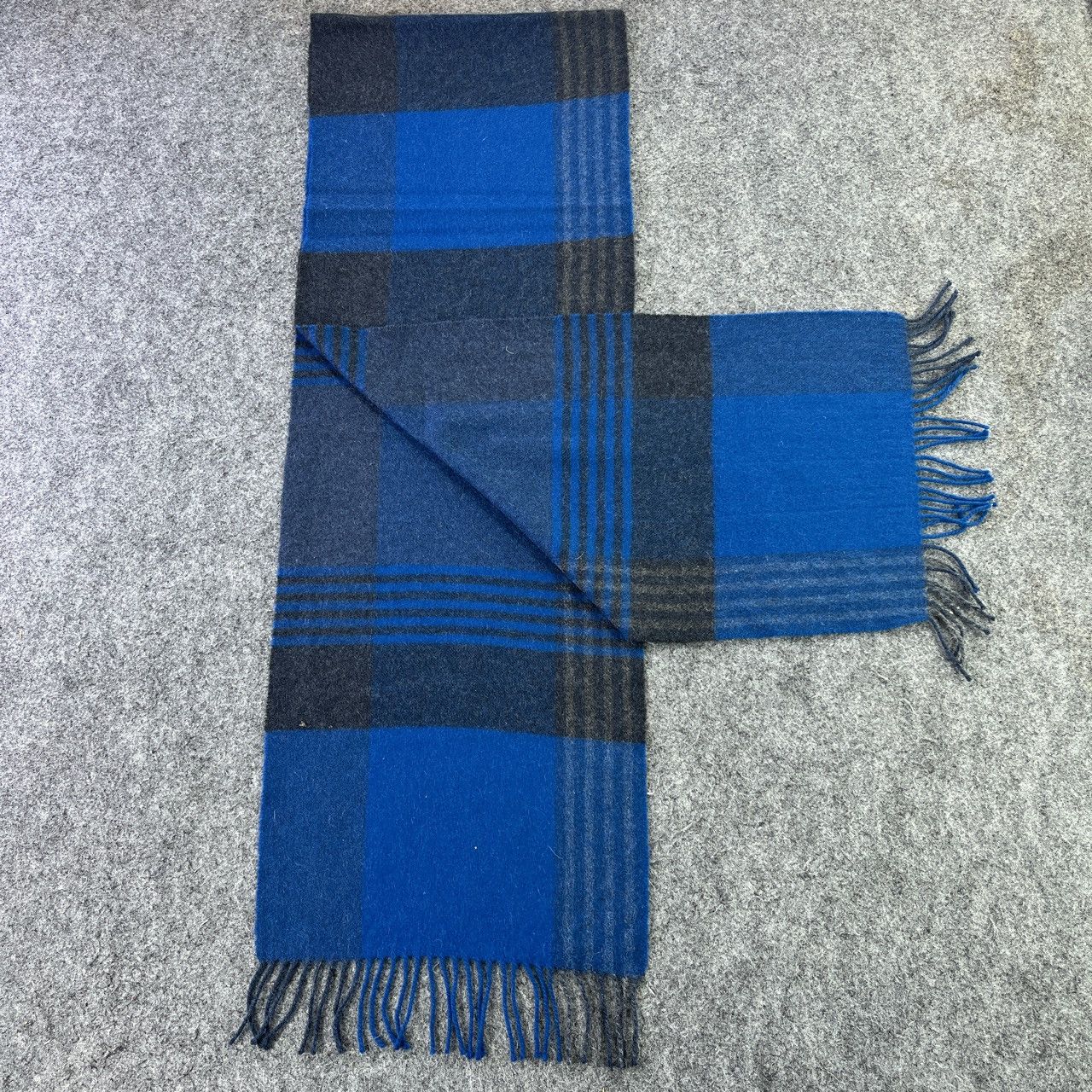 Lanvin Lanvin Scarf / Muffler / Neckwear T632 Size ONE SIZE - 4 Thumbnail