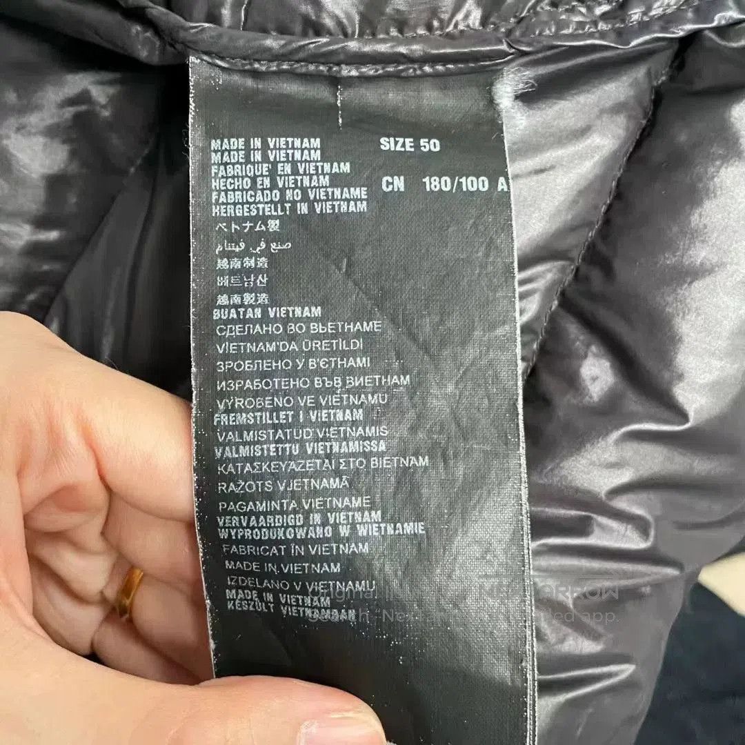 Prada Prada Thick Metal Triangle Logo Down Jacket. Size US M / EU 48-50 / 2 - 4 Thumbnail