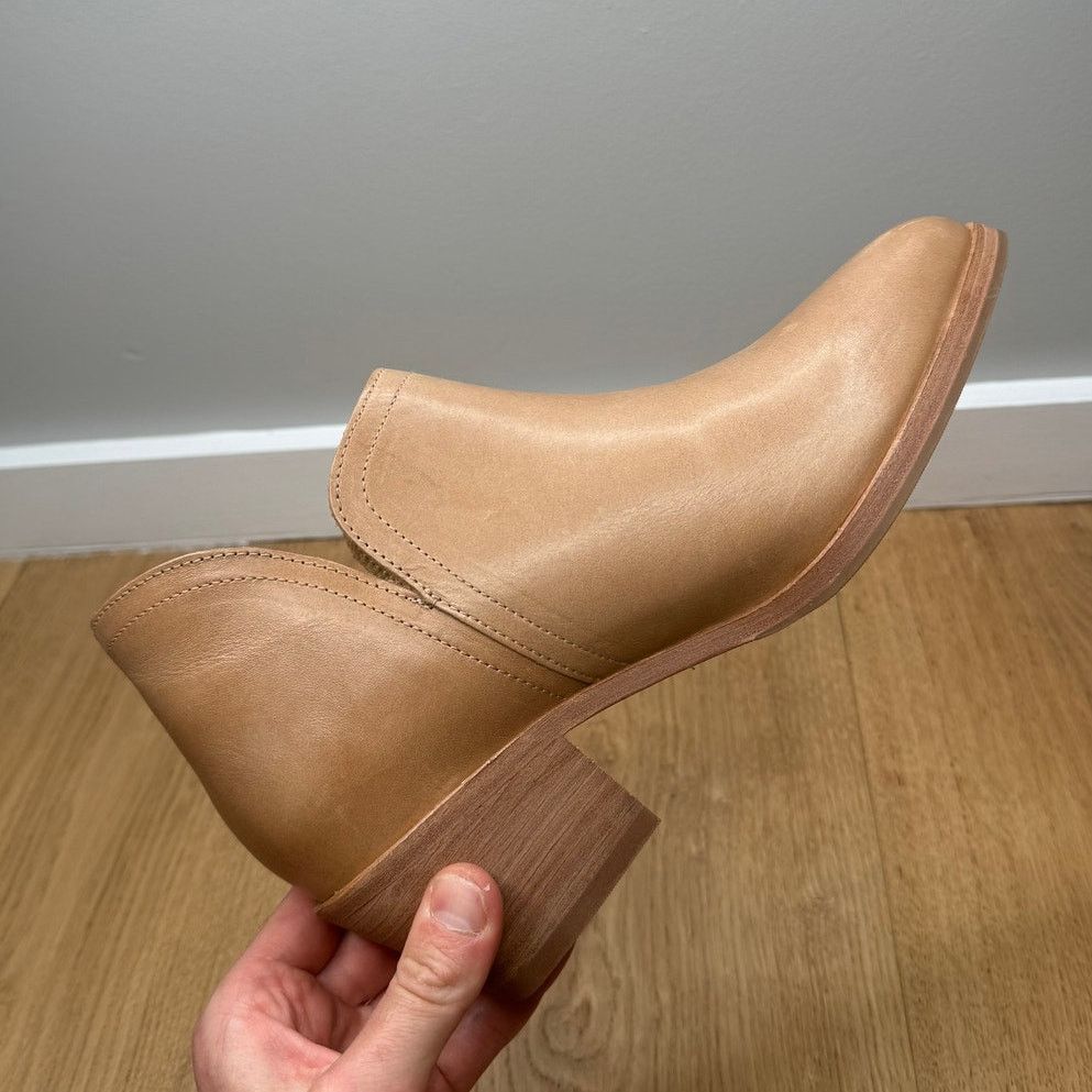 Nisolo NEW Nisolo Classic Ankle Bootie Almond Brown Tan Leather Size US 8.5 / IT 38.5 - 9 Thumbnail