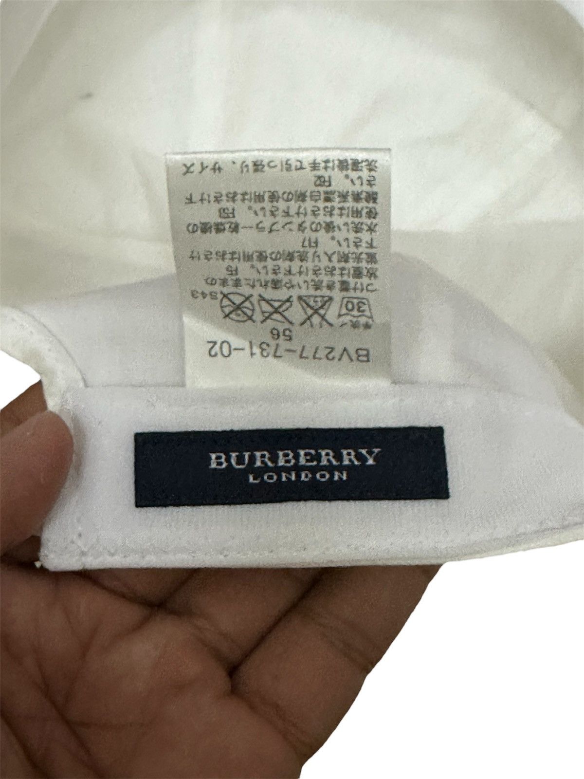 Burberry Burberry London Hat Size ONE SIZE - 9 Thumbnail