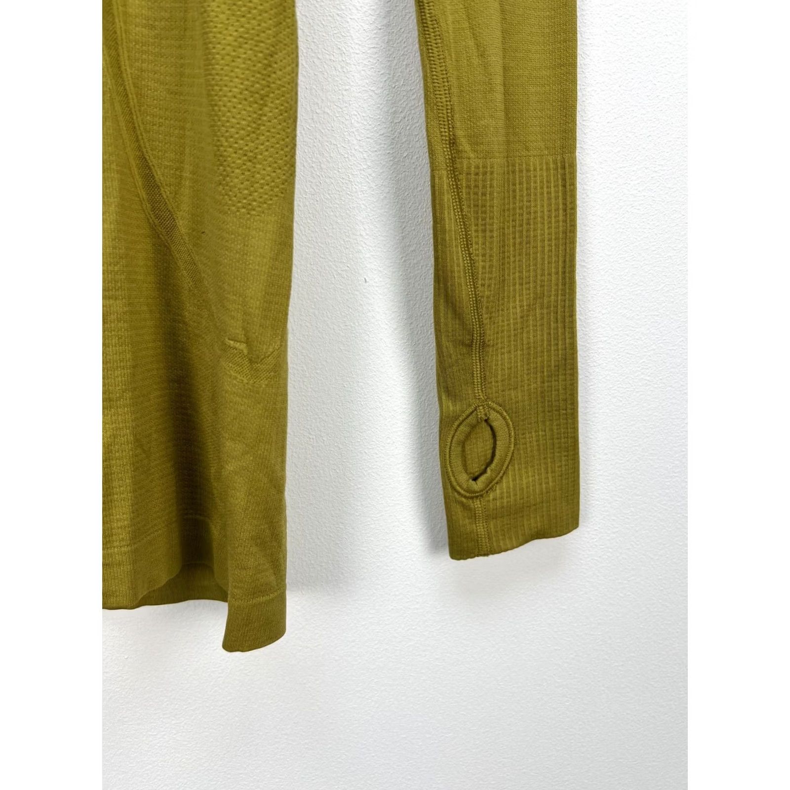 Lululemon Lululemon Swiftly Tech Long Sleeve Top Grape Leaf Green Ladies Sz 4 Size S / US 4 / IT 40 - 6 Thumbnail