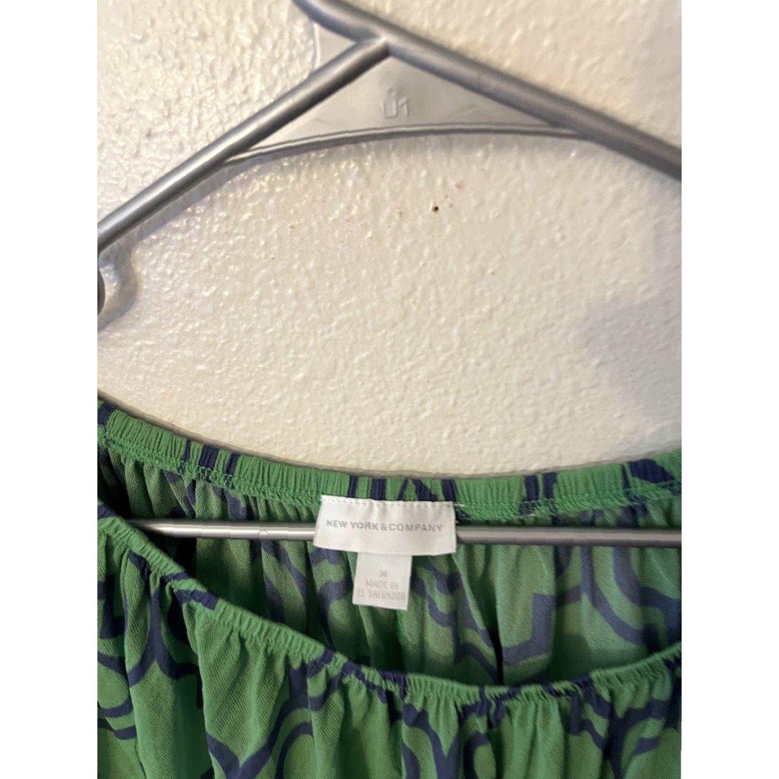 Vintage New York & Co Blouse Shirt Womens 3/4 Sleeve Scoop Neck KellyGreen Mod al Blend M Green Ladies Blouse Casual Women’s/Men’s? Size M / US 6-8 / IT 42-44 - 2 Thumbnail