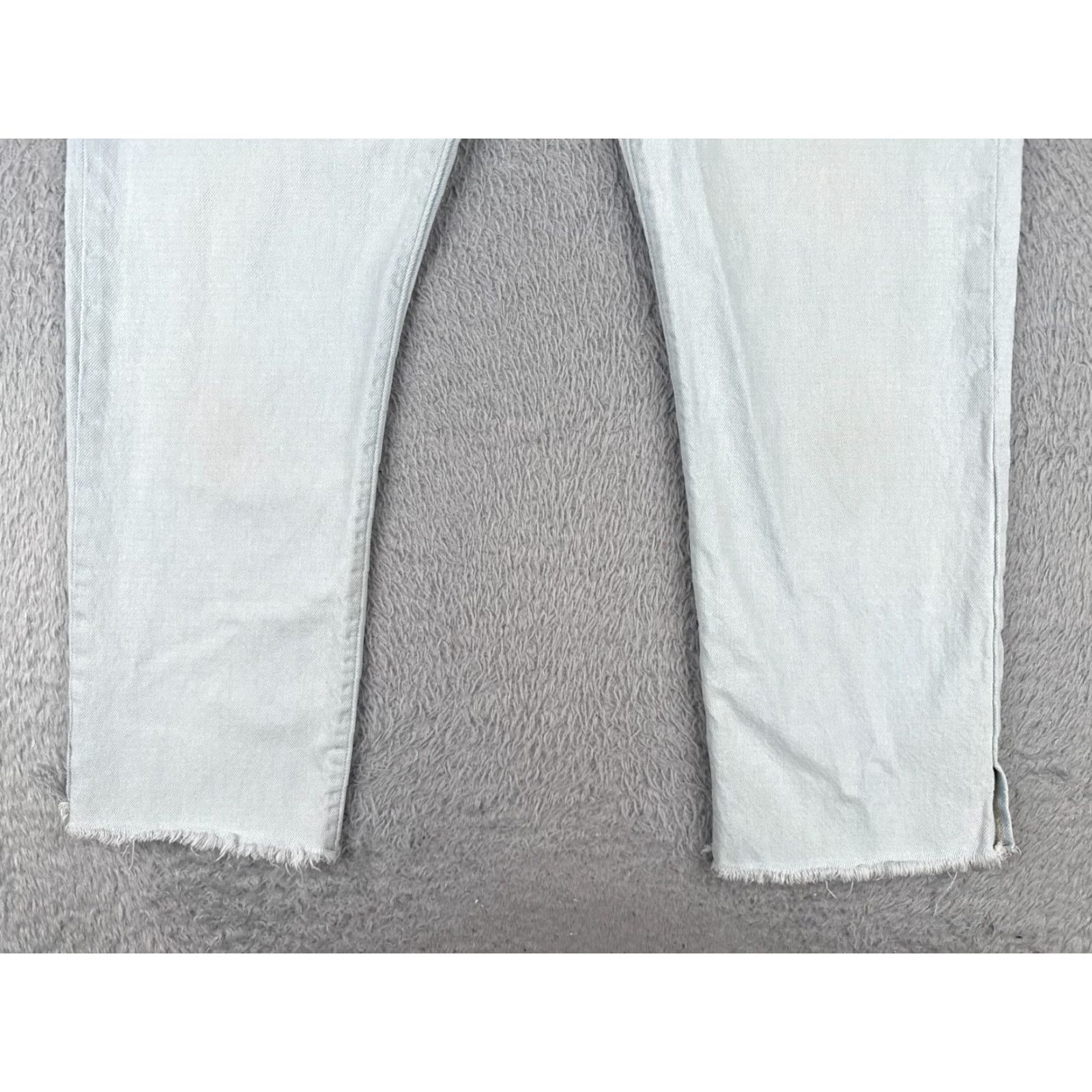 Levi's VINTAGE Levi's 501 Jeans Jeans Pants 30x26 Levi's 501 Cotton Denim Blue Button Fly Regular 5-Pocket Men Classic Distressed 501 Series Size US 30 / EU 46 - 2 Thumbnail