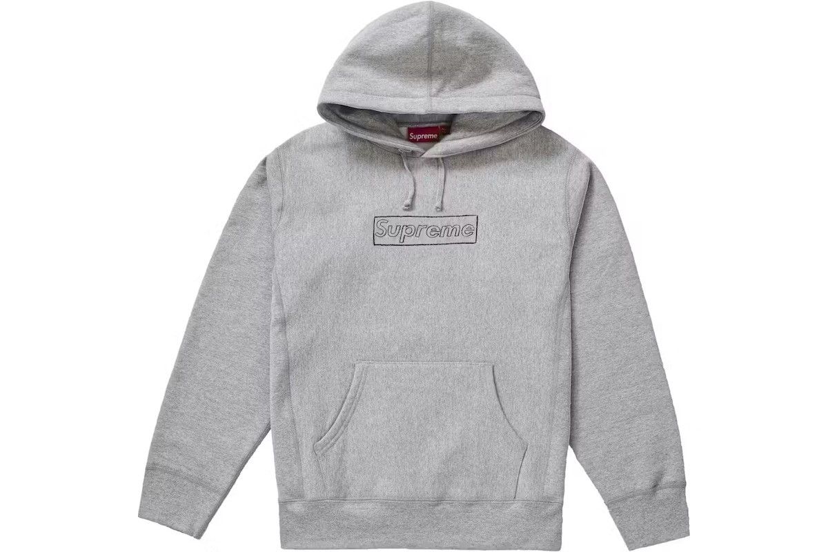 Kaws × Supreme Supreme Kaws Box Logo Hoodie (Chalk Logo Hoodie