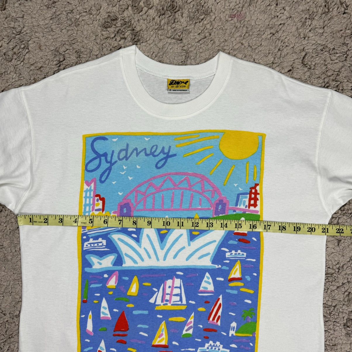 Vintage Vintage Art by Ken Done Sydney Graphic T-shirt Size US S / EU 44-46 / 1 - 13 Thumbnail