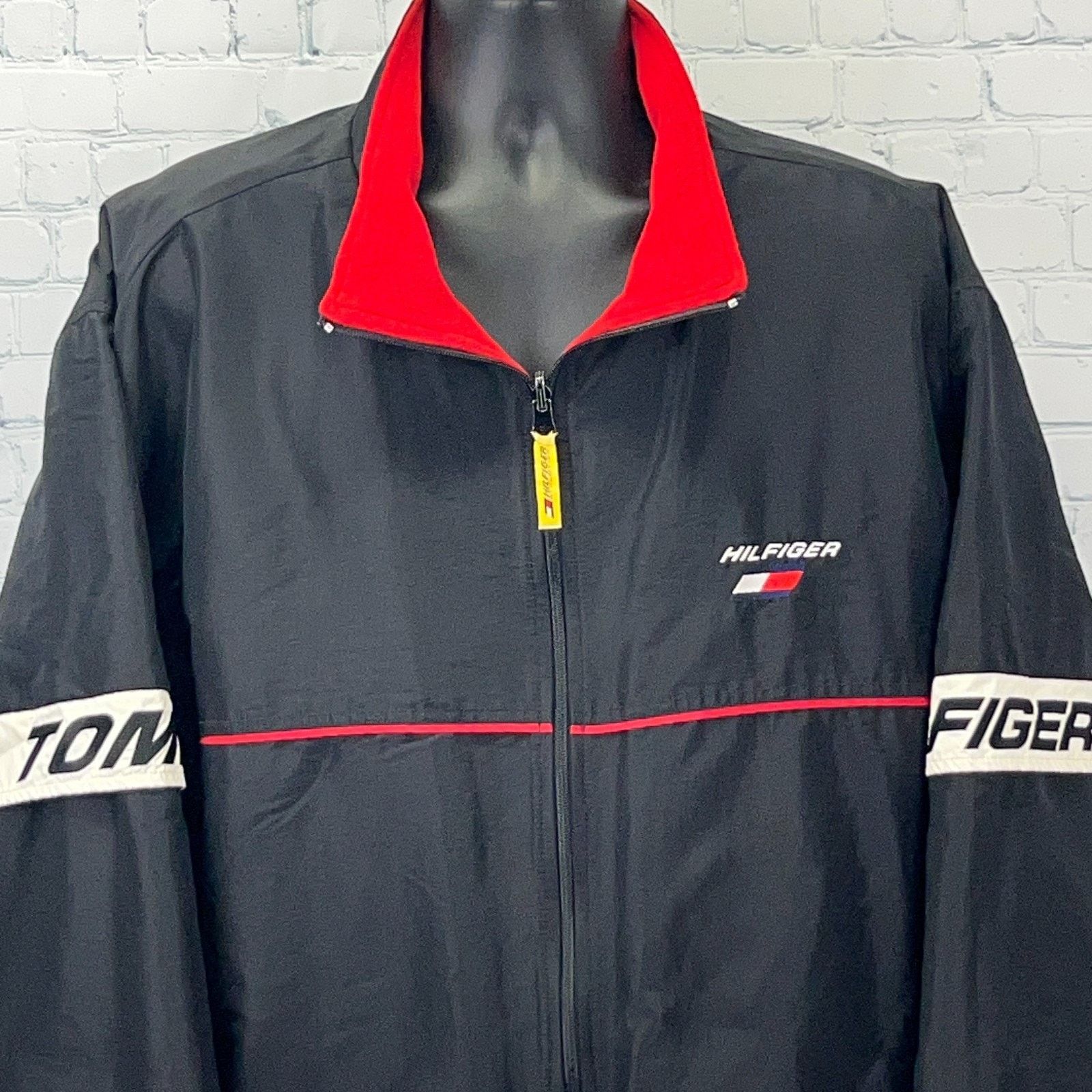 Tommy Hilfiger Vintage 90s Tommy Hilfiger Reversible Jacket Black Red XXL Size US XXL / EU 58 / 5 - 18 Thumbnail