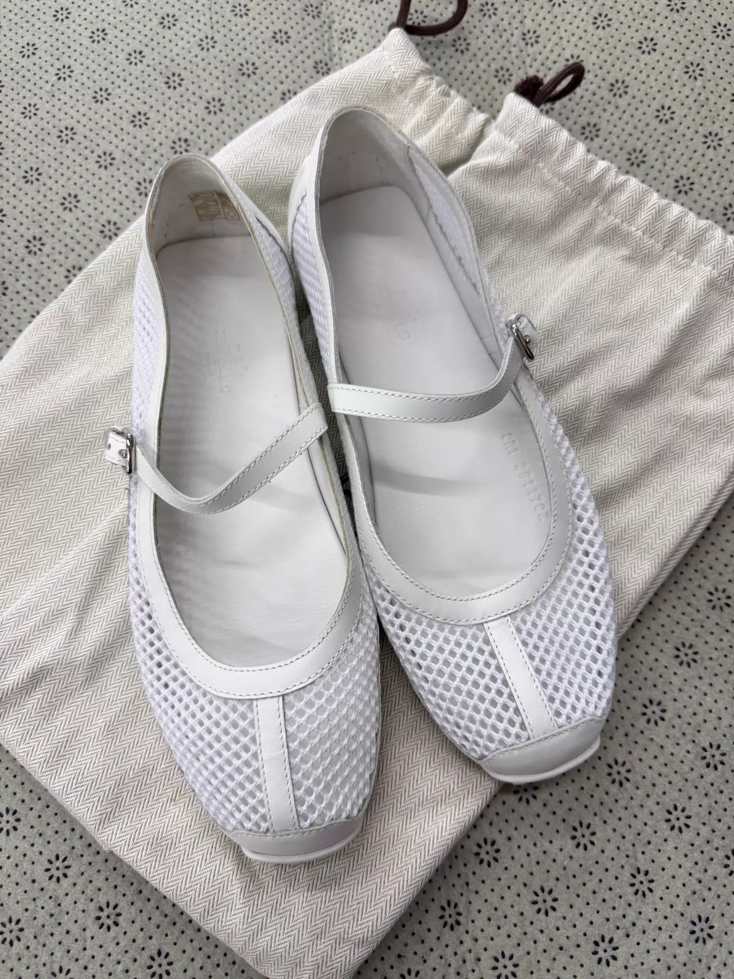 Hermes Hermes White Cutout Ballet Flats Size 38 New Size US 7.5 / IT 37.5 - 3 Thumbnail