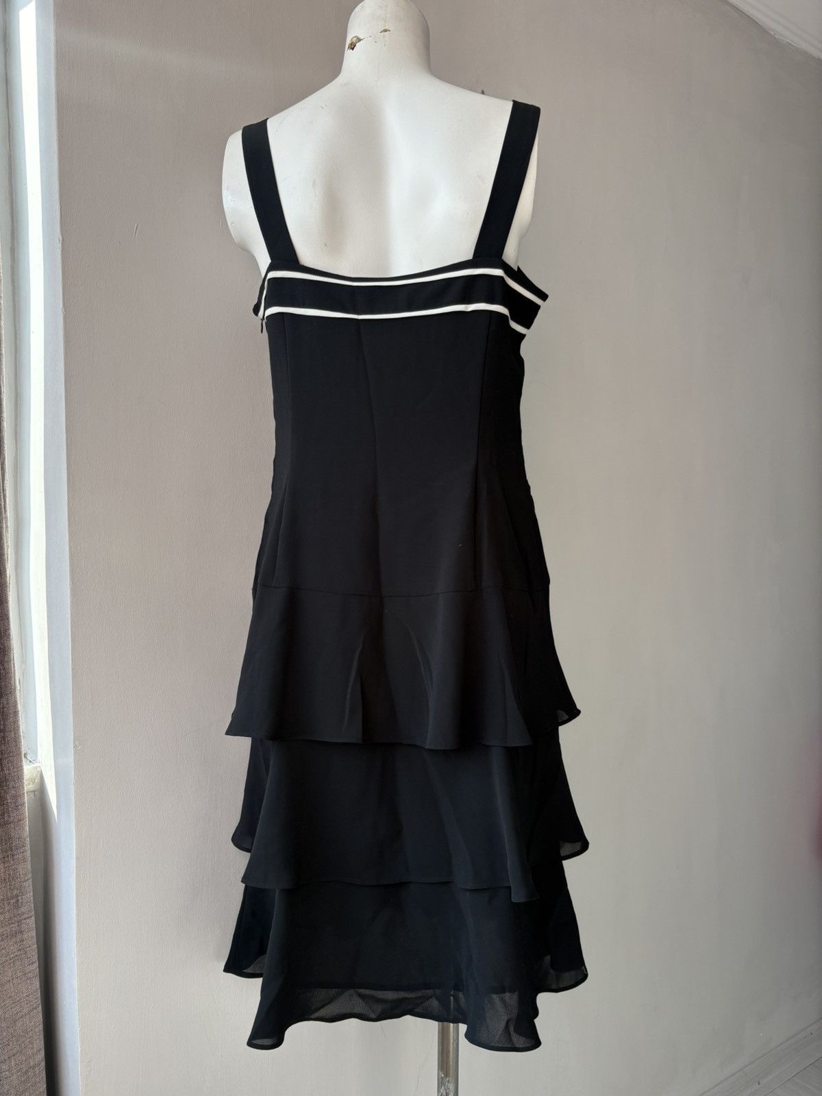 Ann Taylor Ann taylor dress Size L / US 10 / IT 46 - 12 Thumbnail