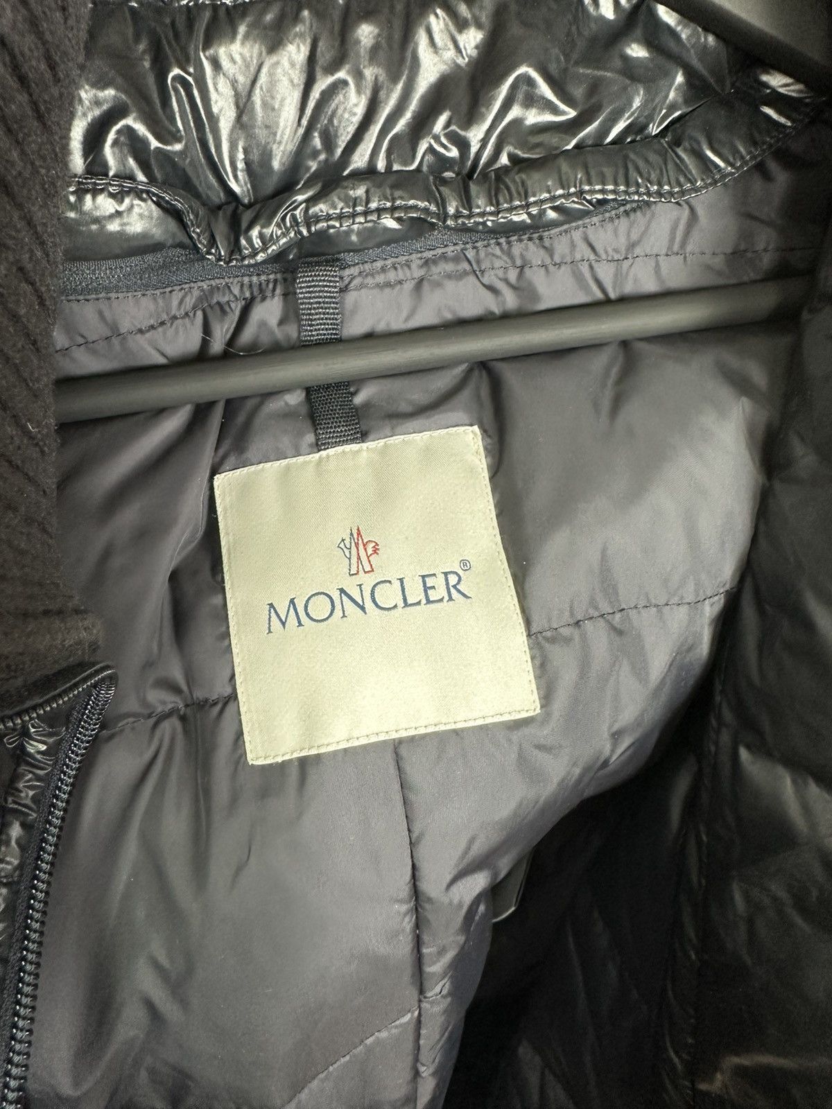 Moncler Moncler Lesparre Giubbotto Men’s Jacket Down Dark Blue 3 Sz Size US L / EU 52-54 / 3 - 23 Thumbnail