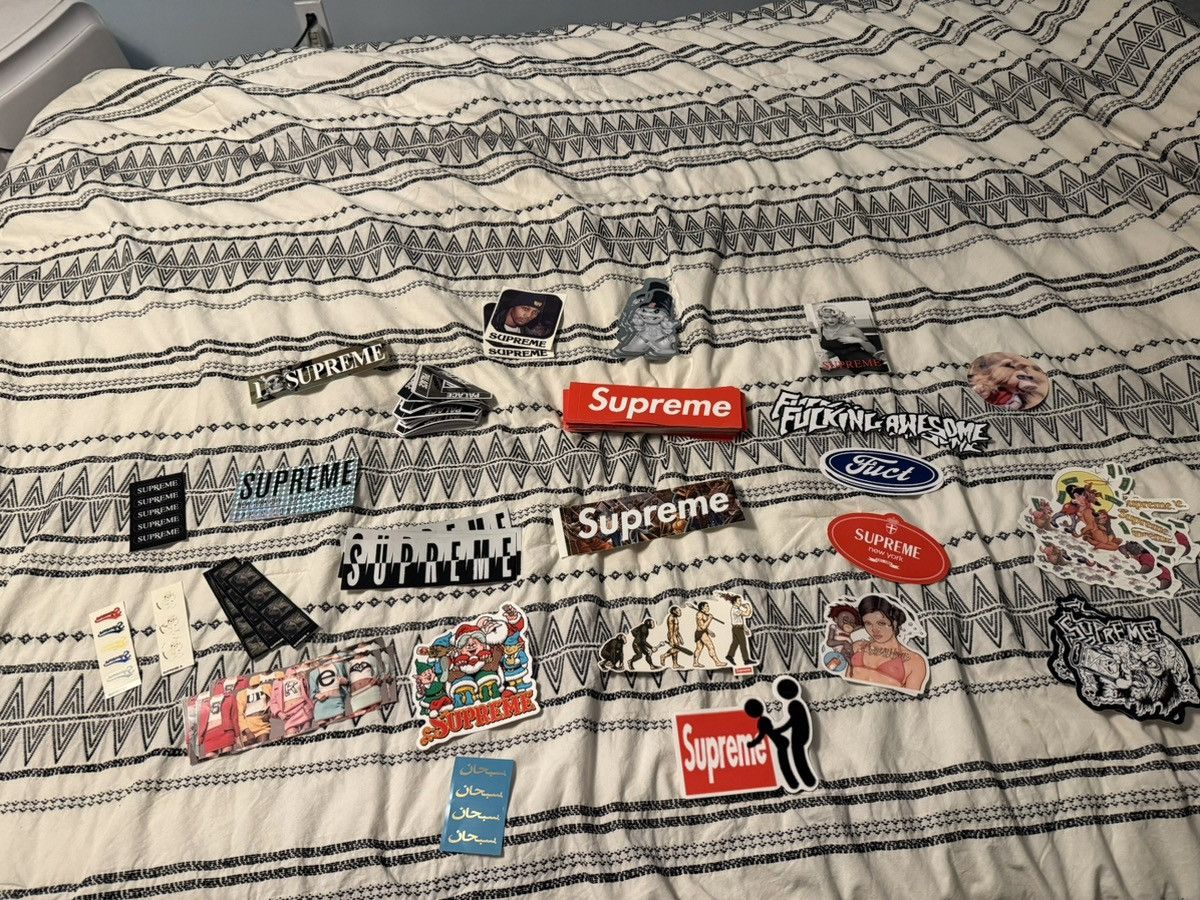 Supreme Sticker Collection Size ONE SIZE - 1 Thumbnail