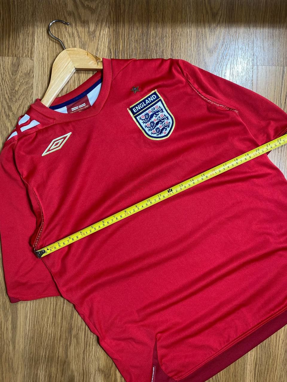 Umbro 2005-07 England Football Shirt Jersey Vintage Size US M / EU 48-50 / 2 - 7 Thumbnail