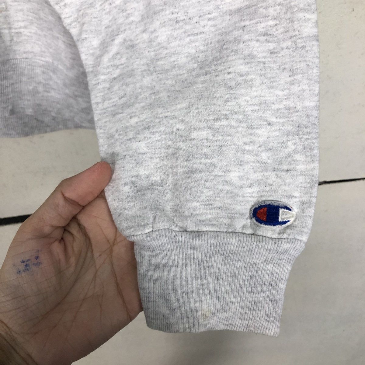 Vintage 📌Vintage Sweatshirt Crewneck Champion Big Logo Size US M / EU 48-50 / 2 - 13 Thumbnail