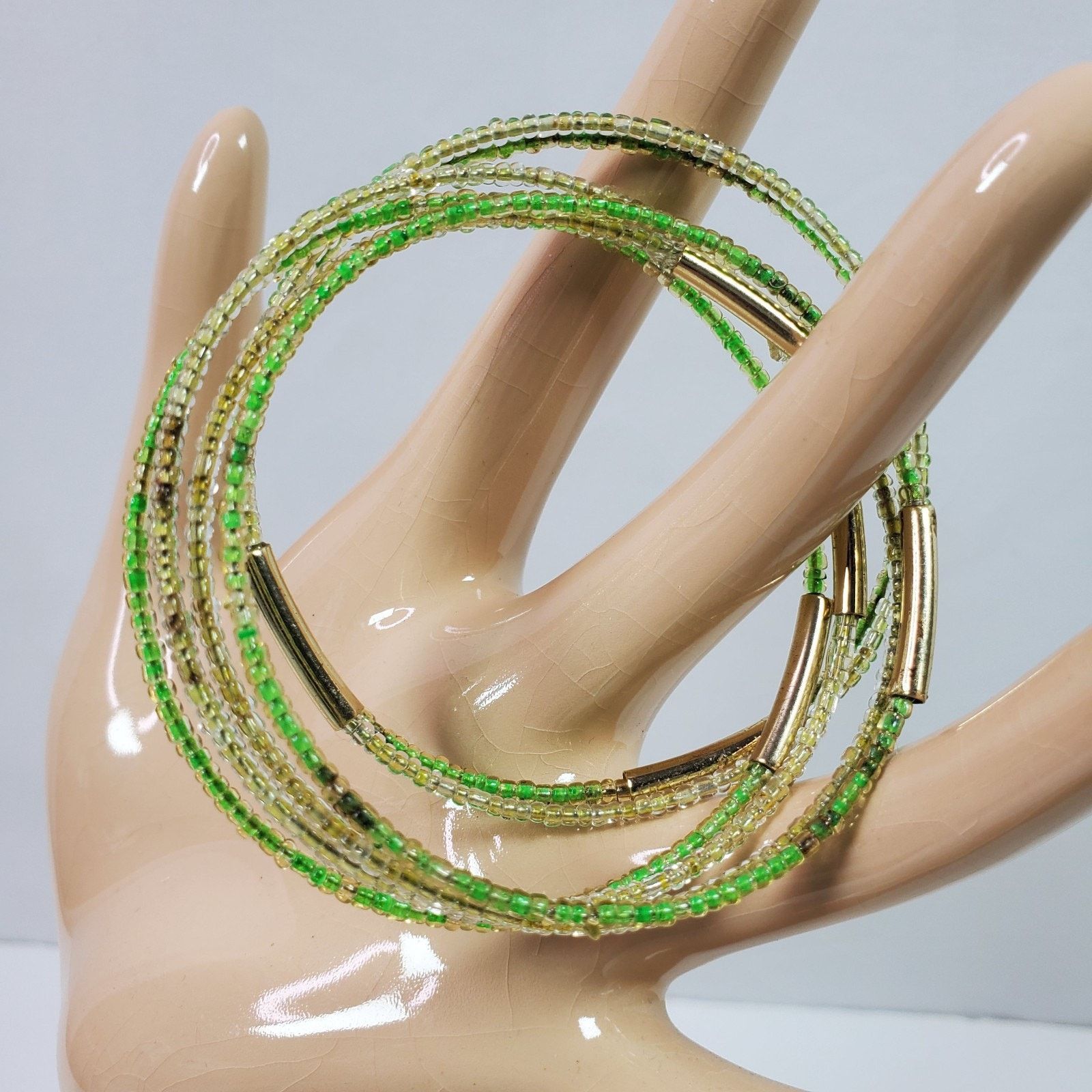 The Unbranded Brand Casual Career 6 Seed Bead Green Yellow Gold Bangles NOS Size ONE SIZE - 1 Thumbnail