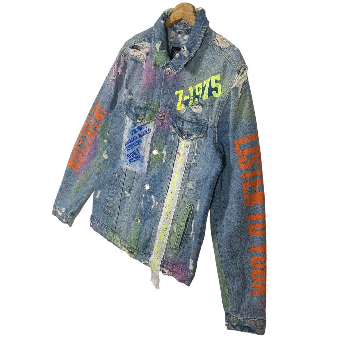 Zara Zara Distressed Denim Trucker Painted Jacket M Size Size US M / EU 48-50 / 2 - 4 Thumbnail