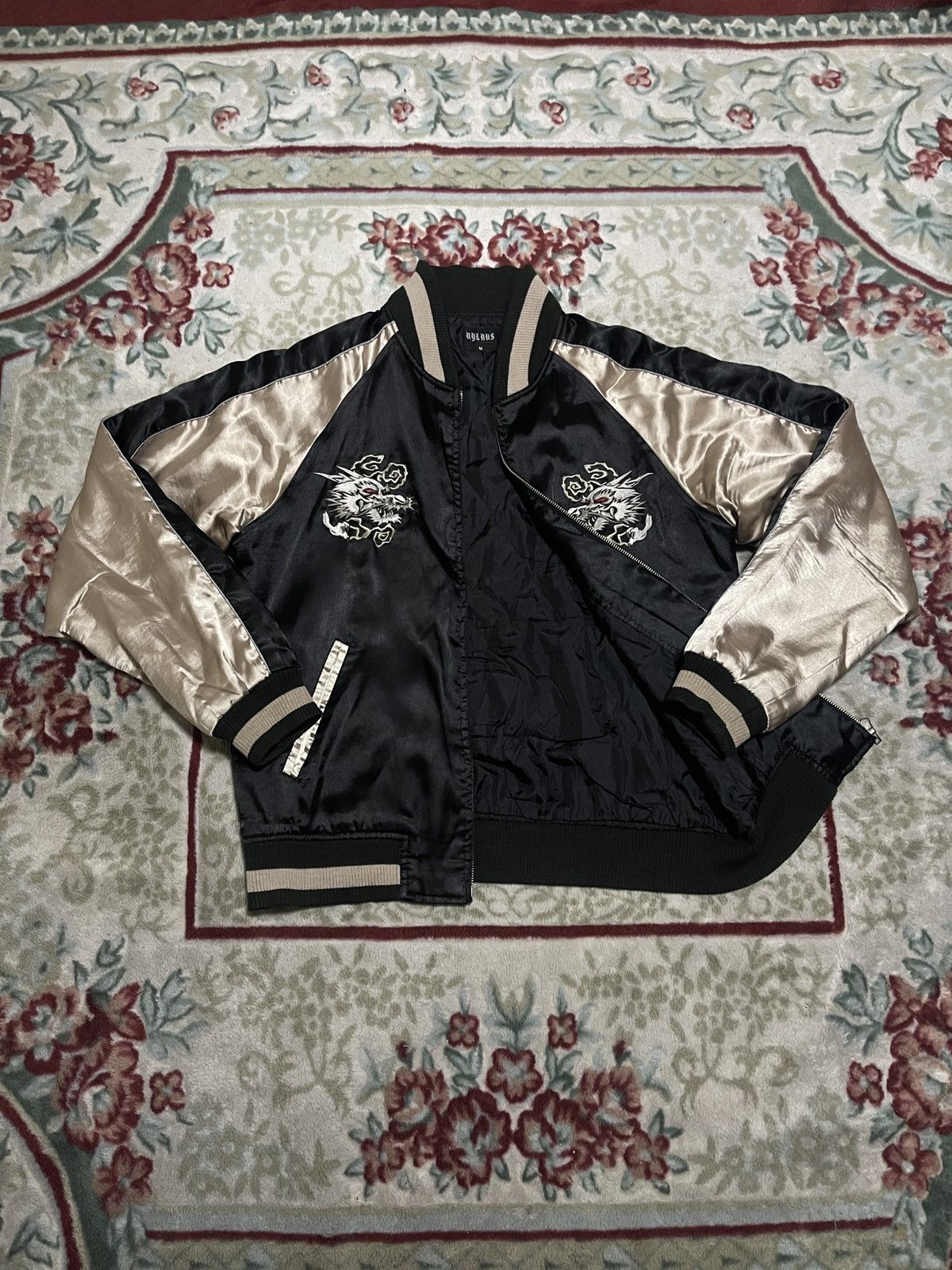 Japanese Brand NYLUKS Dragon embroidery Sukajan Black gold vtg Size US M / EU 48-50 / 2 - 7 Thumbnail
