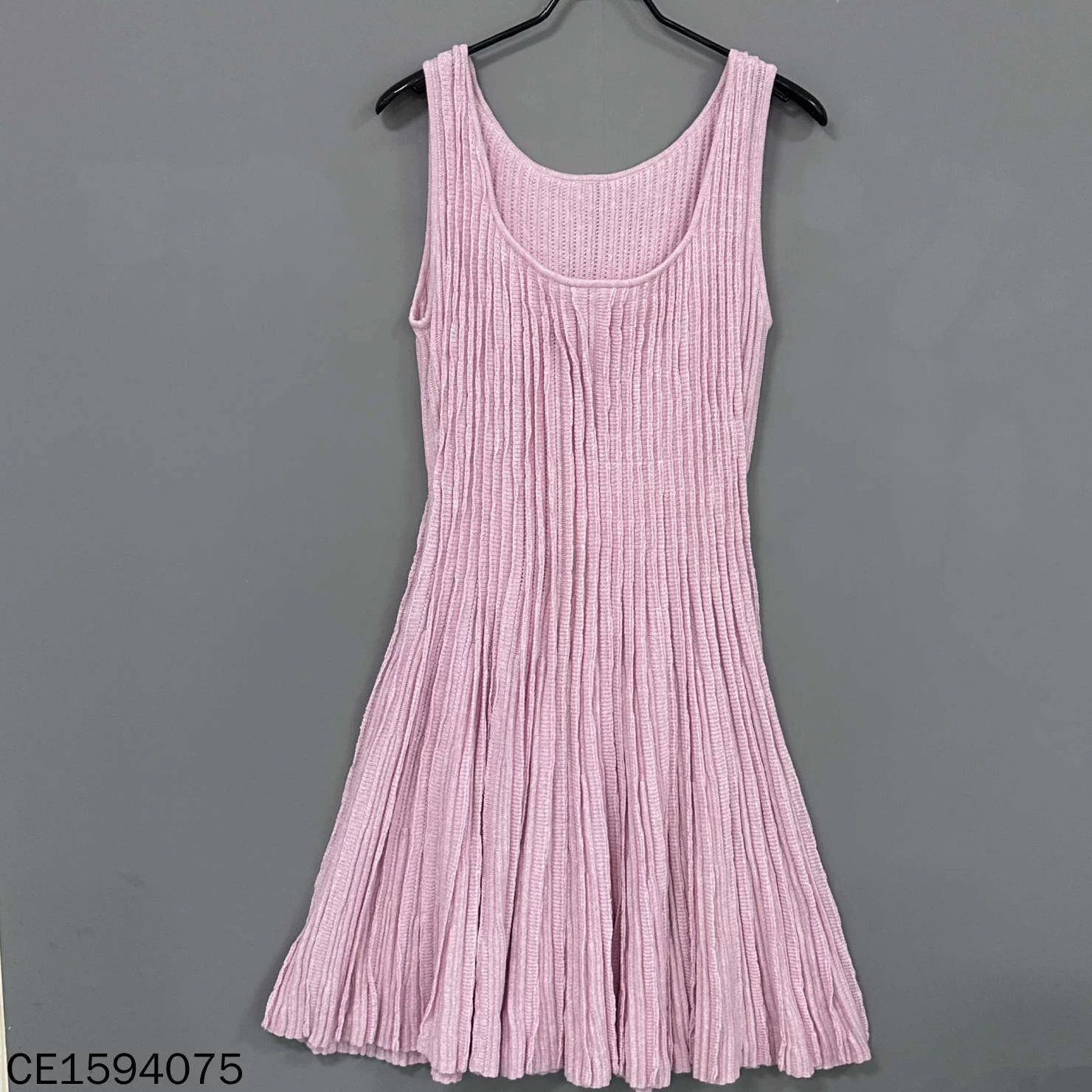 Chanel Chanel Pink Pleated Cashmere Knit Dress 36 Size XS / US 0-2 / IT 36-38 - 2 Thumbnail