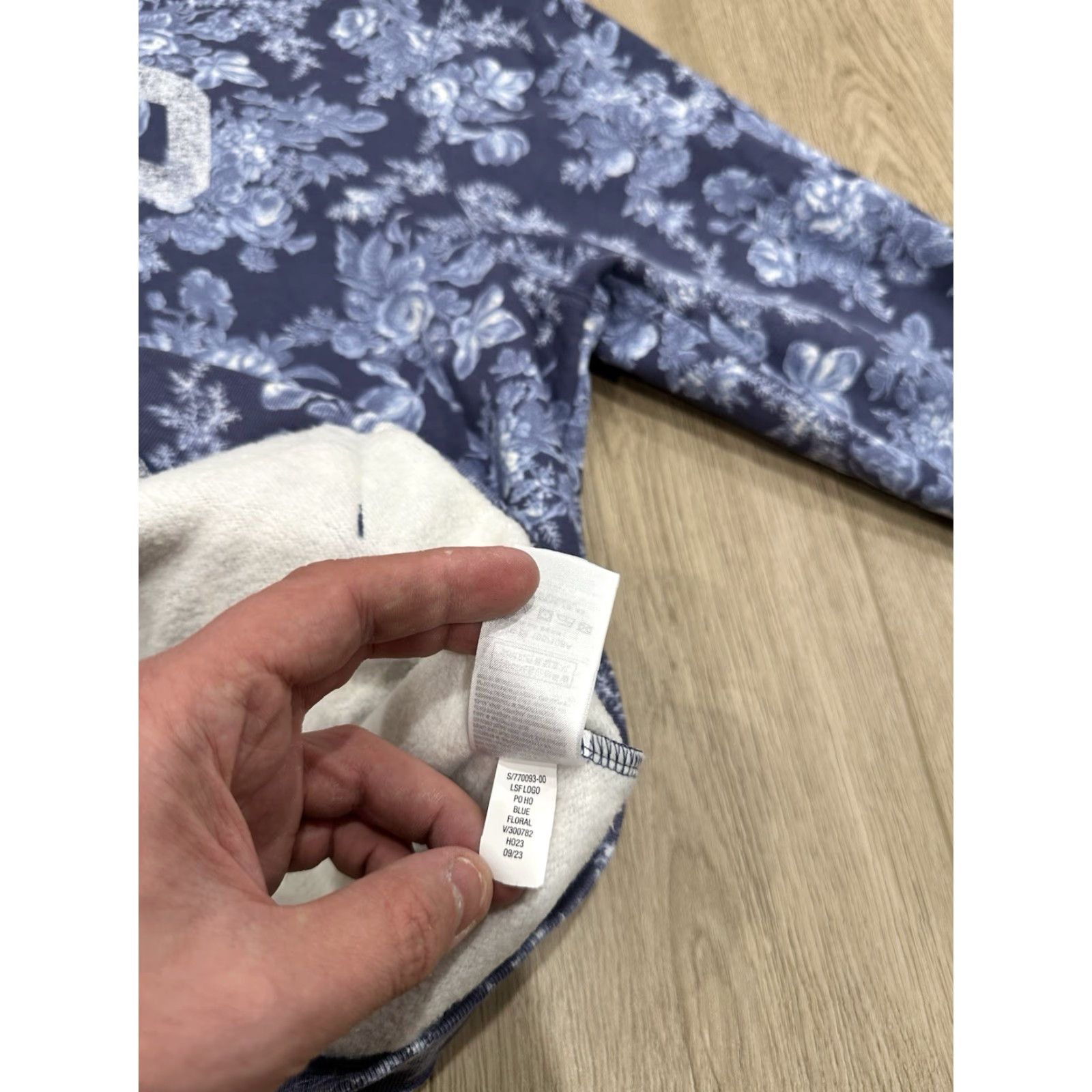 LoveShackFancy Gap x Love Shack Fancy Hoodie XL Blue Floral Sweatshirt Streetwear Womens Size XL / US 12-14 / IT 48-50 - 6 Thumbnail
