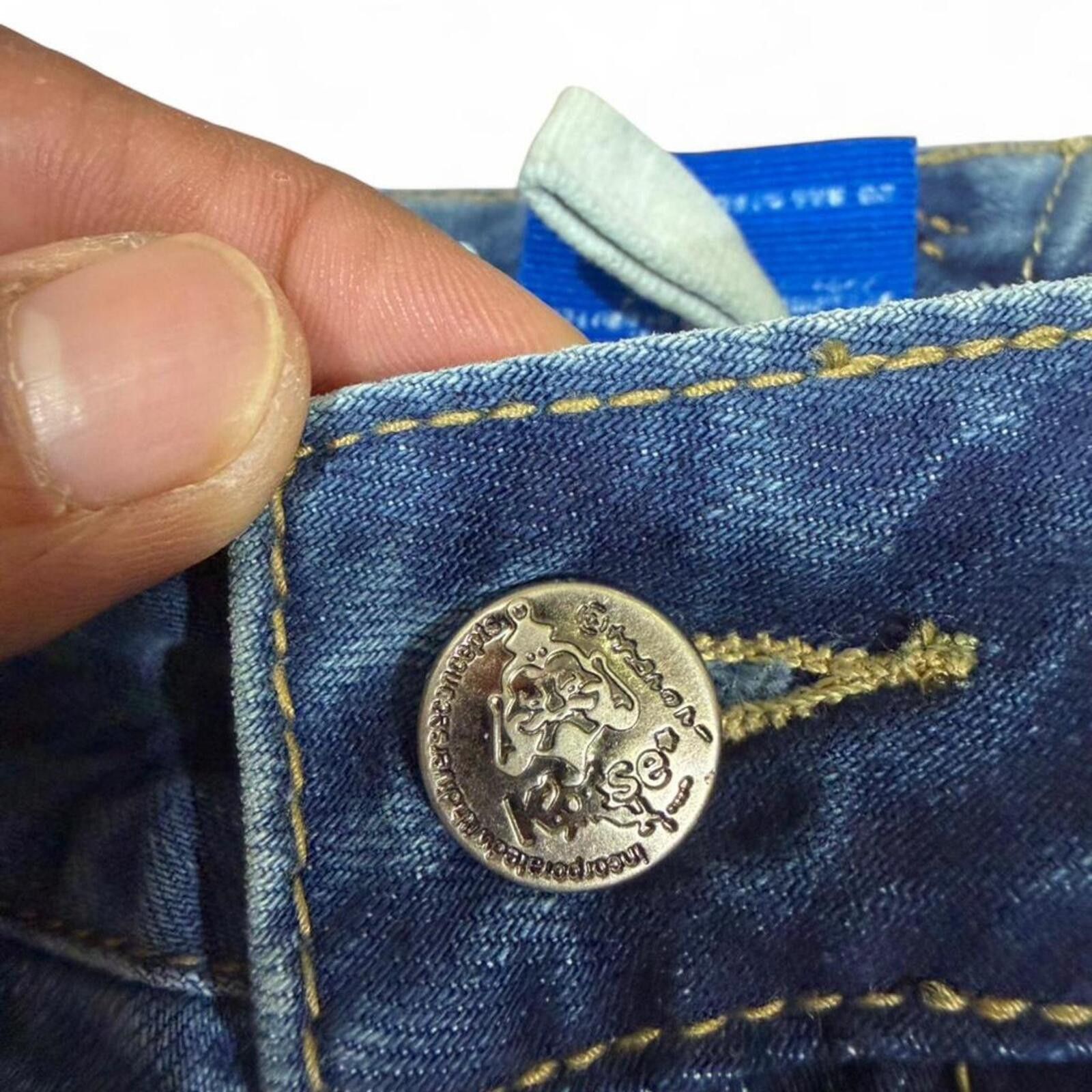 True Religion Korse denim featuring their iconic logo on the back. Size US 34 / EU 50 - 6 Thumbnail