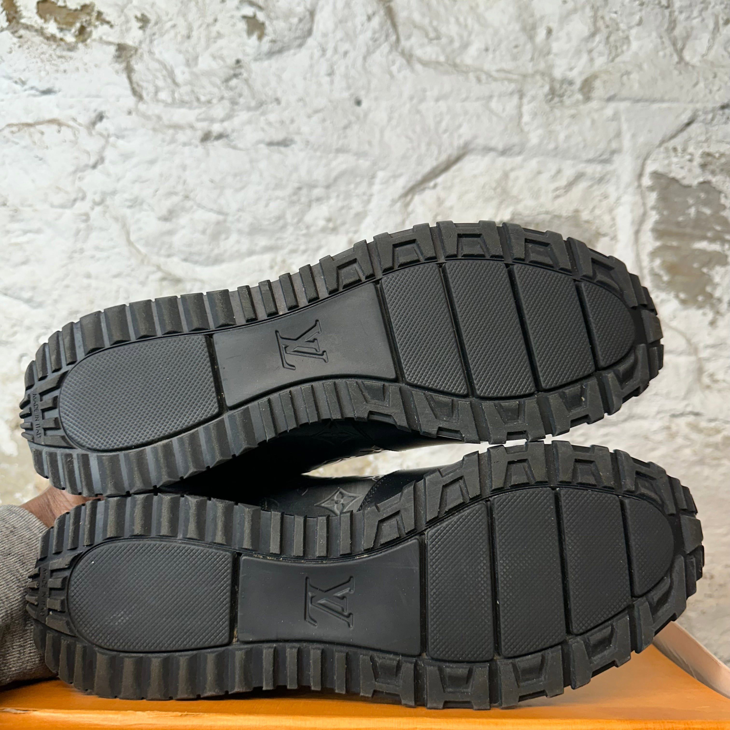 Louis Vuitton Louis Vuitton 3M Monogram Black Runaway Sneaker Sz 10 8.5LV Size US 10 / EU 43 - 6 Thumbnail