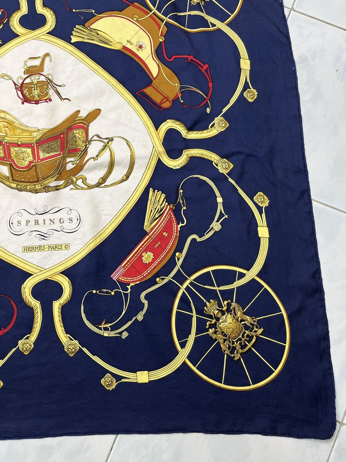 Hermes 🔥🔥🔥AUTHENTIC VINTAGE HERMES SPRINGS SILK SCARF Size ONE SIZE - 5 Thumbnail