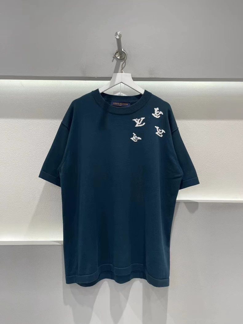 Louis Vuitton Louis Vuitton Piper Knit Short Sleeve 2501-Nextarrow Size US S / EU 44-46 / 1 - 1 Thumbnail