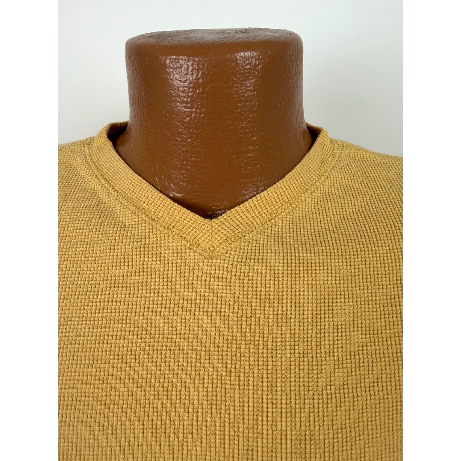 Buttero VINTAGE Structure Waffle-Knit Shirt Men M V-Neck Yellow 90s Grunge Hipster Outdoor Mens Size US M / EU 48-50 / 2 - 3 Thumbnail