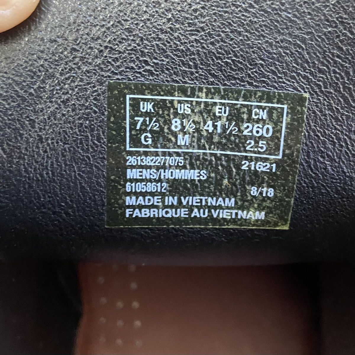 Clarks Clarks Originals Men’s Desert Boots Evo Black Boots 8.5M Size US 8.5 / EU 41-42 - 9 Thumbnail