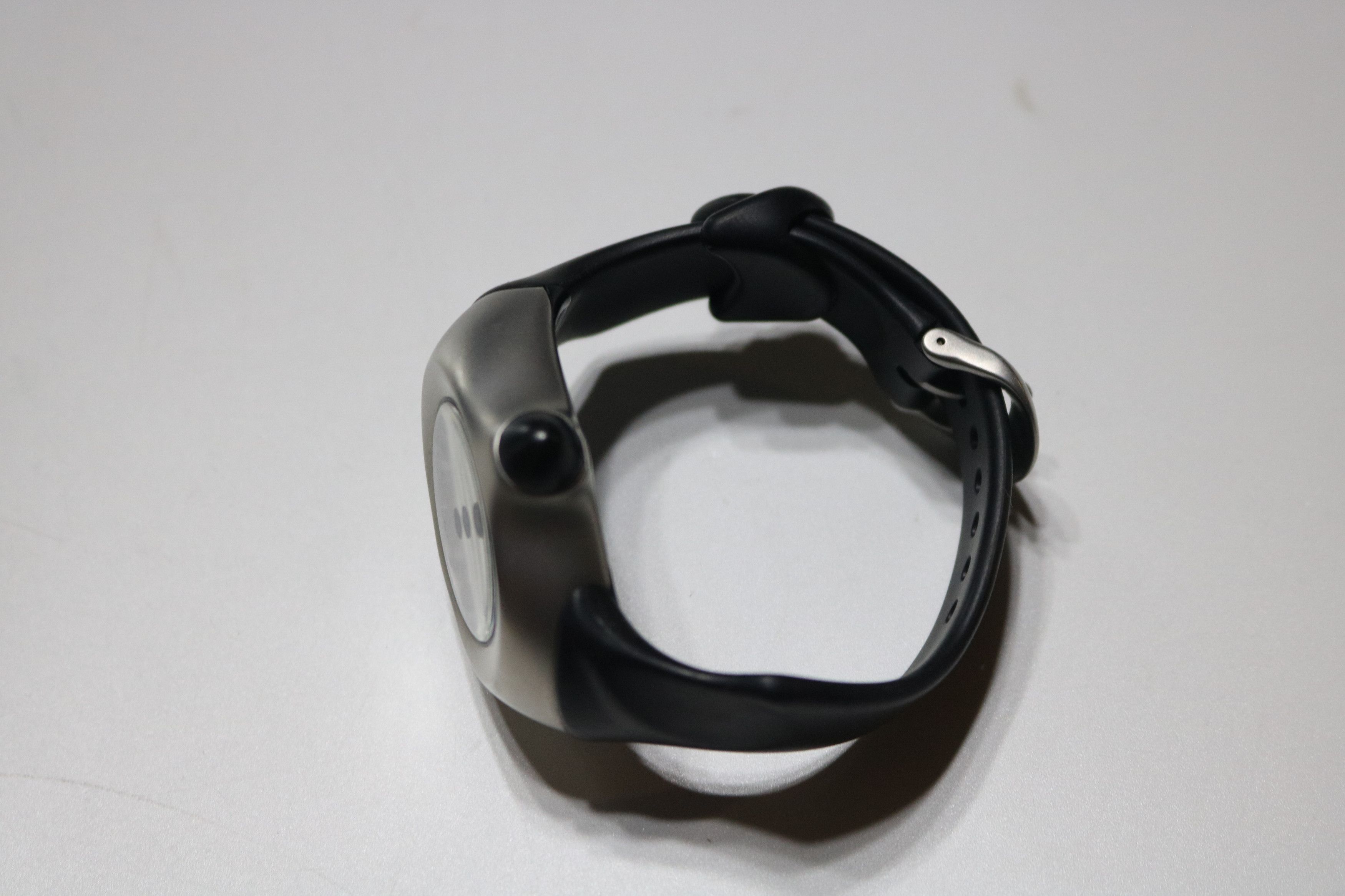 Oakley 2001 OAKLEY Crush 1.0 Stainless Steel / Yellow Dial Size ONE SIZE - 10 Thumbnail