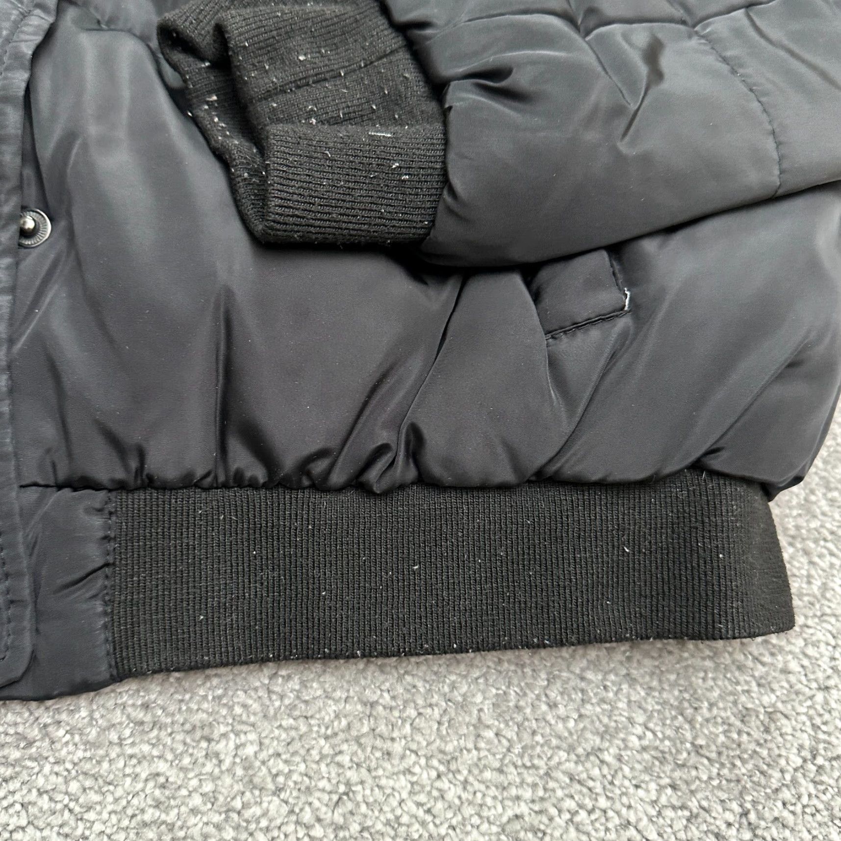 Forever 21 FOREVER 21 Puffer Jacket Womens Medium Black Snap Button Full Zip Outdoor Winter Size M / US 6-8 / IT 42-44 - 4 Thumbnail
