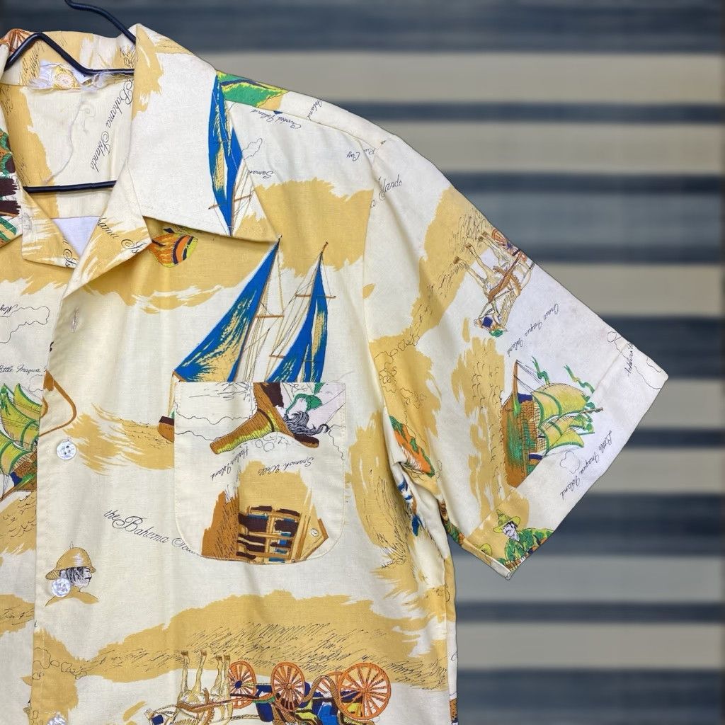Vintage VINTAGE The Island Shop Hawaiian Shirt Mens Large Short Sleeve Yellow Seashell Sailboat Map Aloha 1970s Beach Size US L / EU 52-54 / 3 - 1 Thumbnail