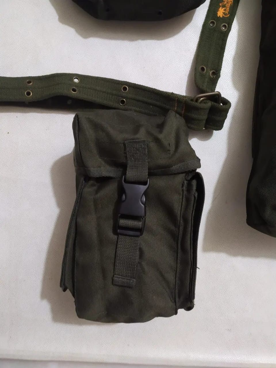 Other Military Gas Mask Multipocket Tactical Bag and Belt Size ONE SIZE - 3 Thumbnail