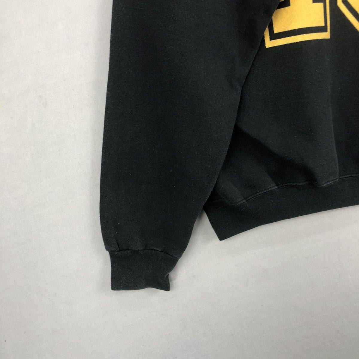 Vintage Vintage Y2K Harry Potter Quidditch Sherman Sweatshirt Size US L / EU 52-54 / 3 - 12 Thumbnail