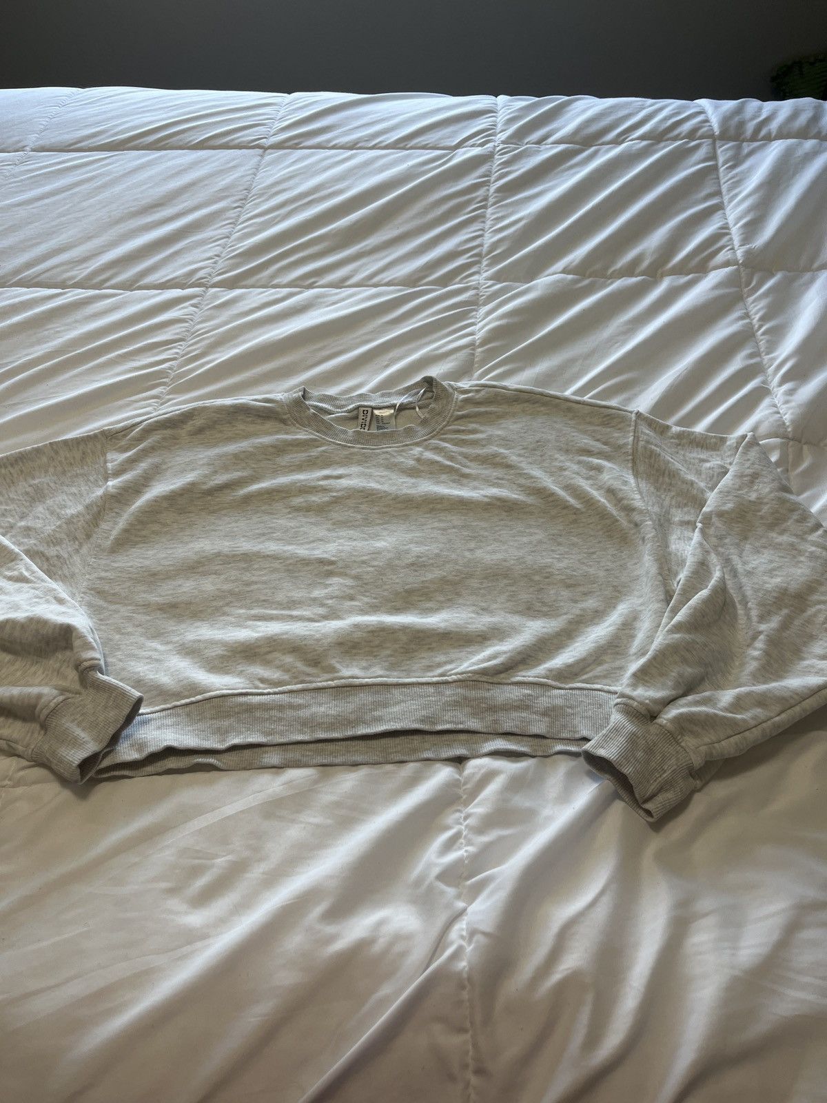 H&M h&m cropped crewneck Size M / US 6-8 / IT 42-44 - 1 Thumbnail