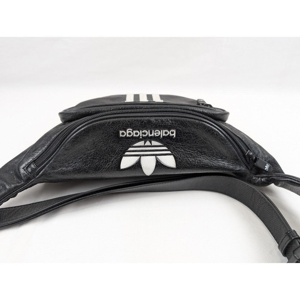 Adidas × Balenciaga o1rshd1 Size: OS / Belt Bag in Black/White Size ONE SIZE - 7 Thumbnail
