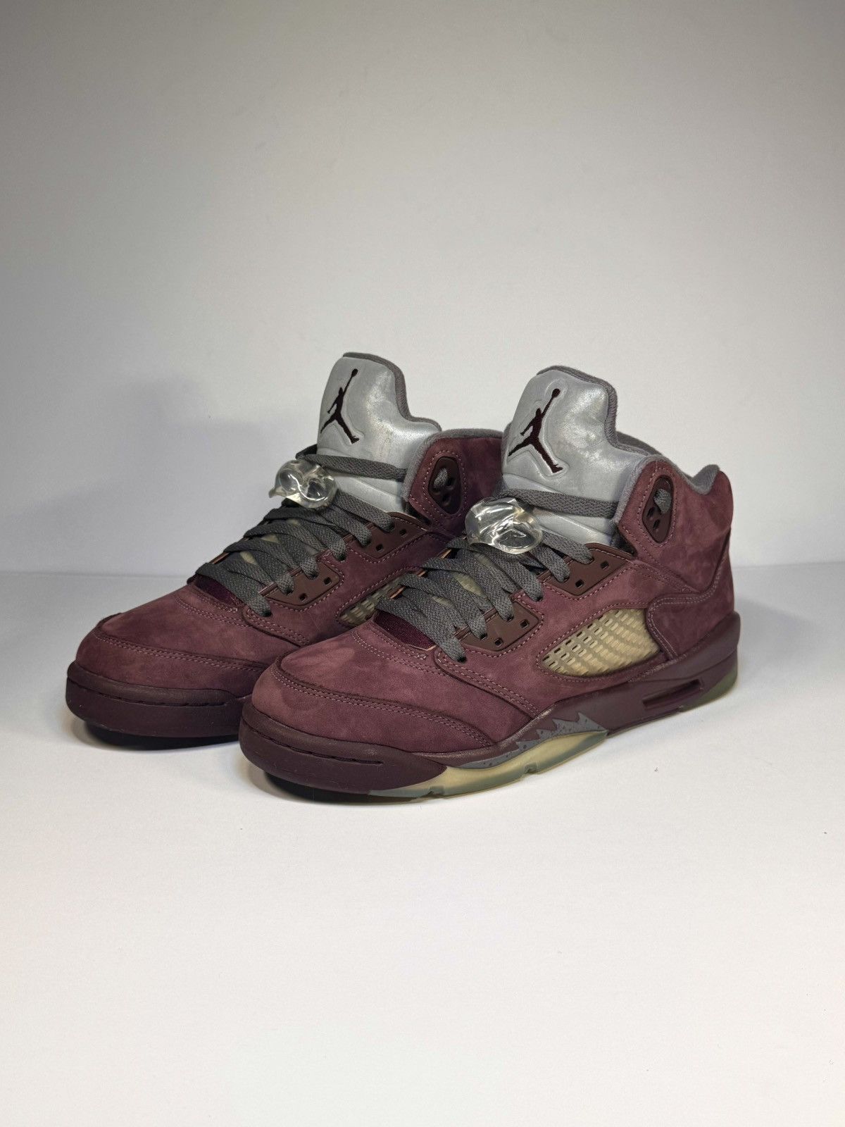 Jordan Brand Nike Air Jordan 5 Retro SE GS Burgundy 2023 Size US 7 / EU 40 - 2 Thumbnail