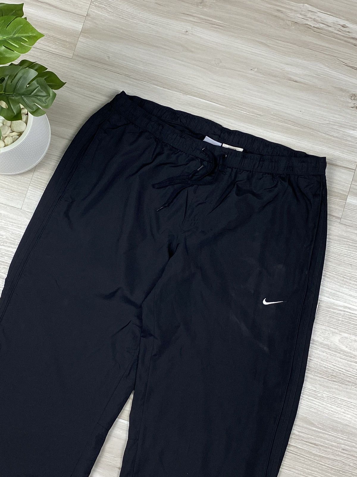 Nike × Vintage Nike Y2K swoosh Vintage Nylon Track Pants Drill Track Size US 34 / EU 50 - 3 Thumbnail