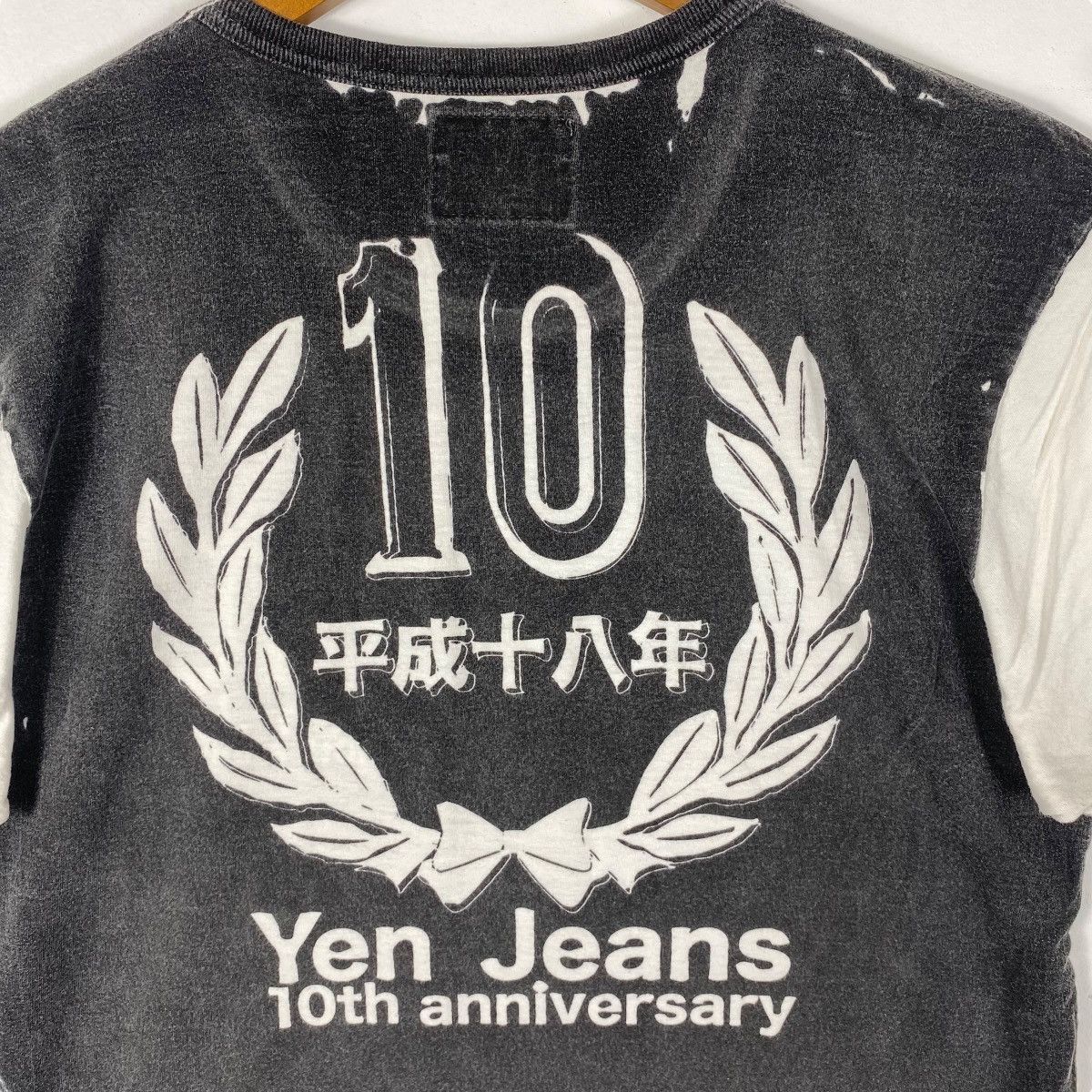 Japanese Brand Vintage YEN JEANS 10th Anniversary Japanese Brand Tee Shirt Size US M / EU 48-50 / 2 - 2 Thumbnail