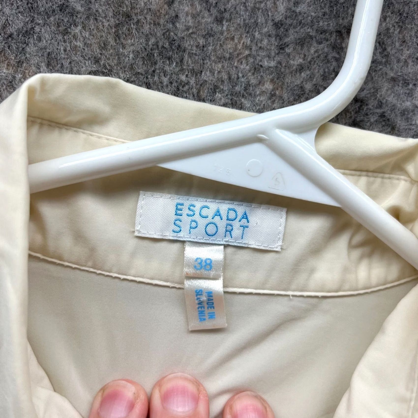 Escada Escada Sport Shirt Women Yellow Button-Up Nylon Preppy Casual Travel Size XS / US 0-2 / IT 36-38 - 5 Thumbnail