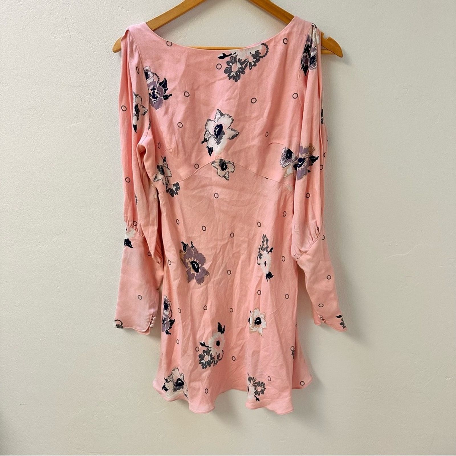 Free People NWT Free People Sunshadows Split Sleeve Mini Dress - Size 4 Size S / US 4 / IT 40 - 4 Thumbnail