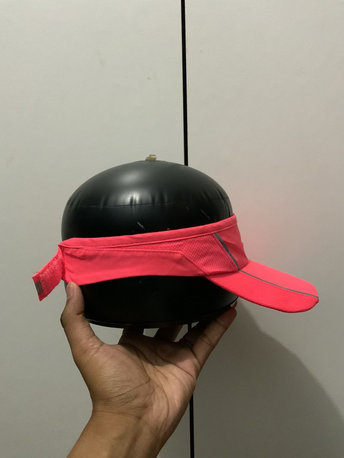 Japanese Brand Kalenji Spellout Pink Visor Hat Size ONE SIZE - 4 Thumbnail