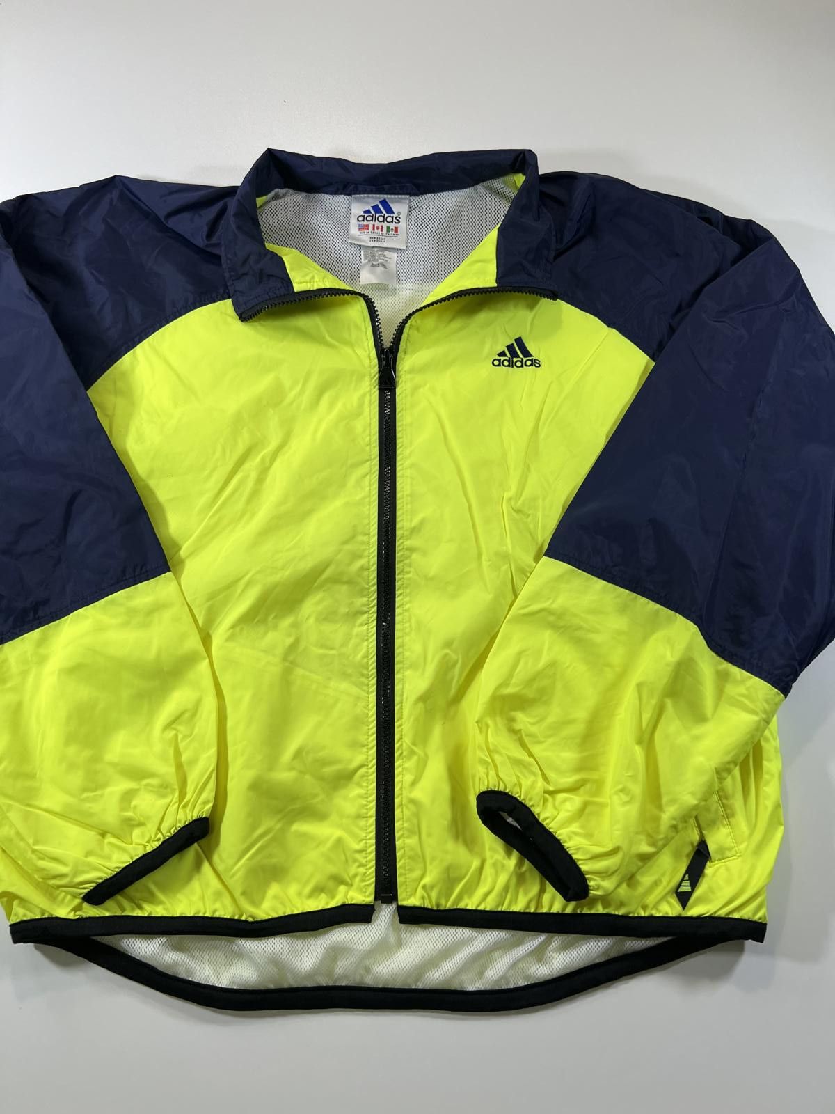 Adidas Vintage Adidas Men's Windbreaker Jacket Yellow Navy Size M Size US M / EU 48-50 / 2 - 1 Thumbnail