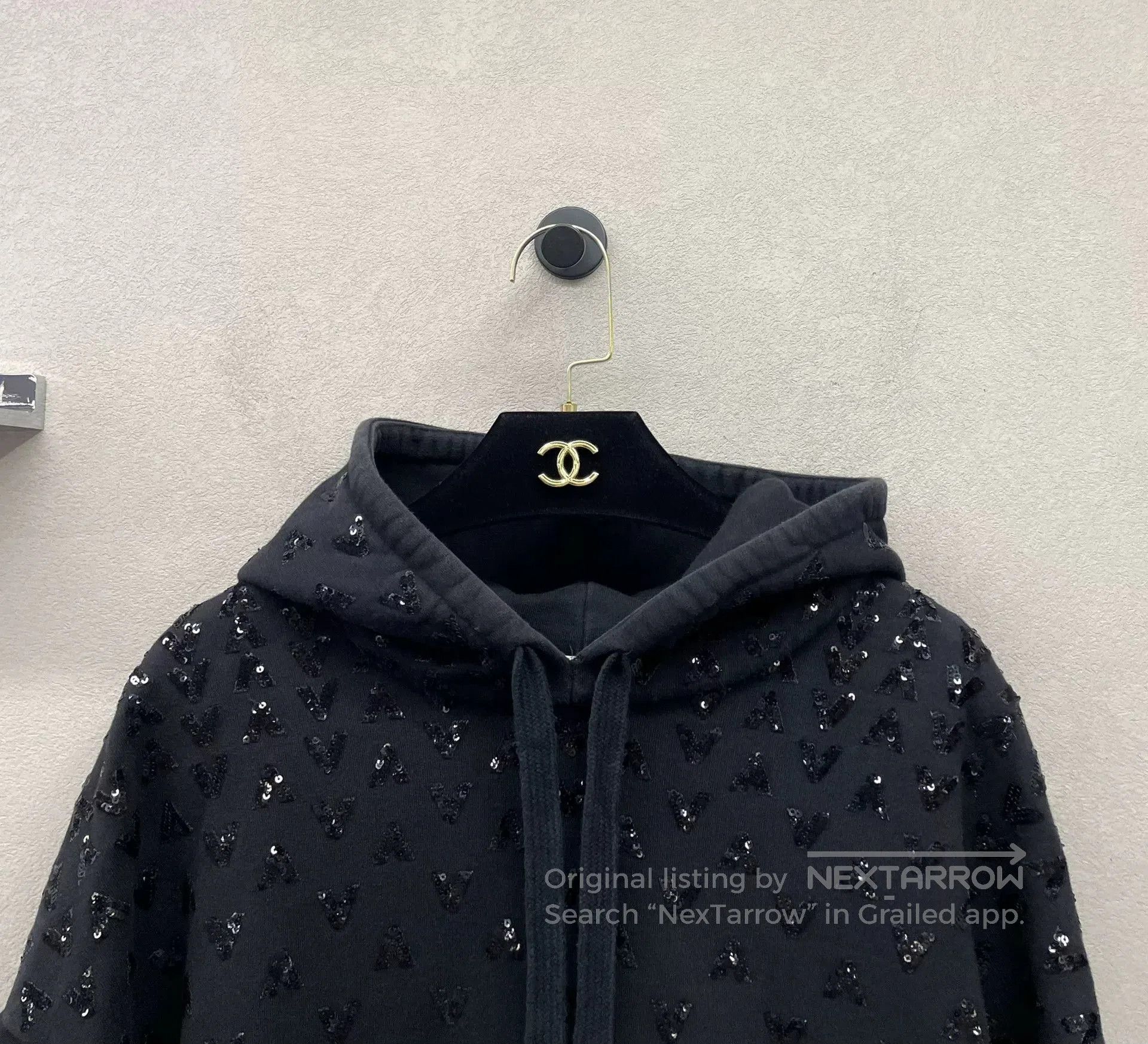 Valentino Valentino Black Sequin Embroidered Hoodie. Size XS / US 0-2 / IT 36-38 - 4 Thumbnail